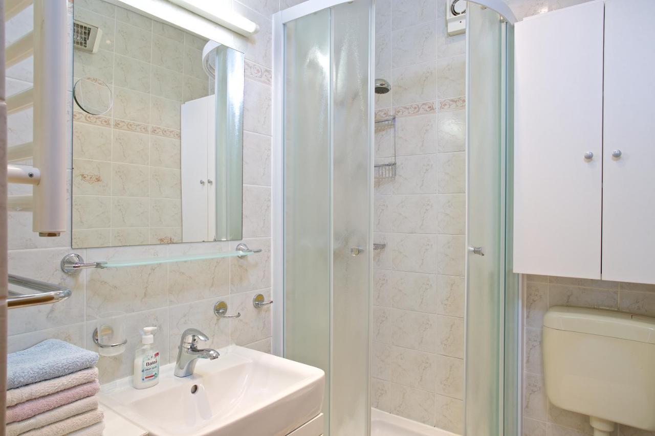 Apartments Vinka Jelsa  Εξωτερικό φωτογραφία