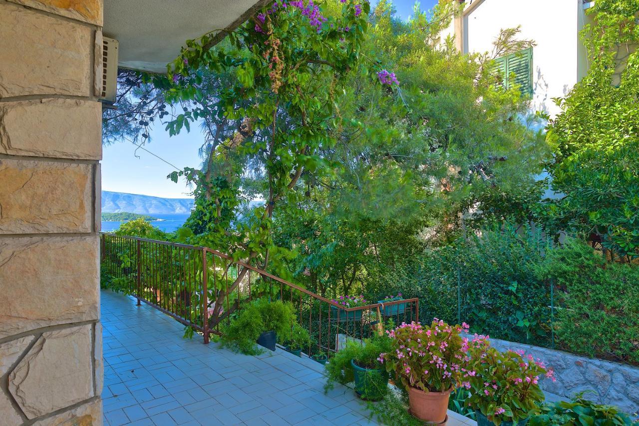 Apartments Vinka Jelsa  Εξωτερικό φωτογραφία