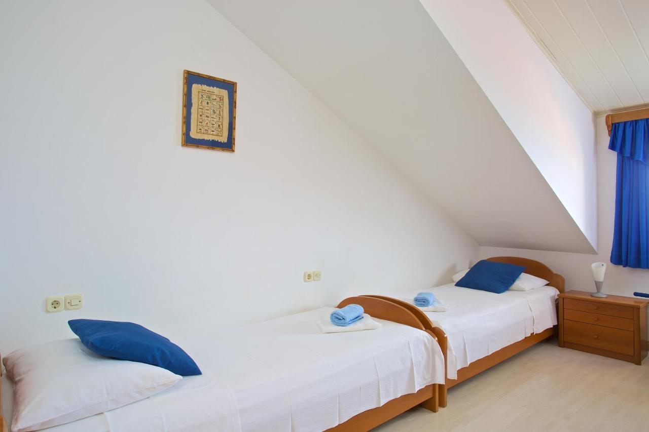 Apartments Vinka Jelsa  Εξωτερικό φωτογραφία