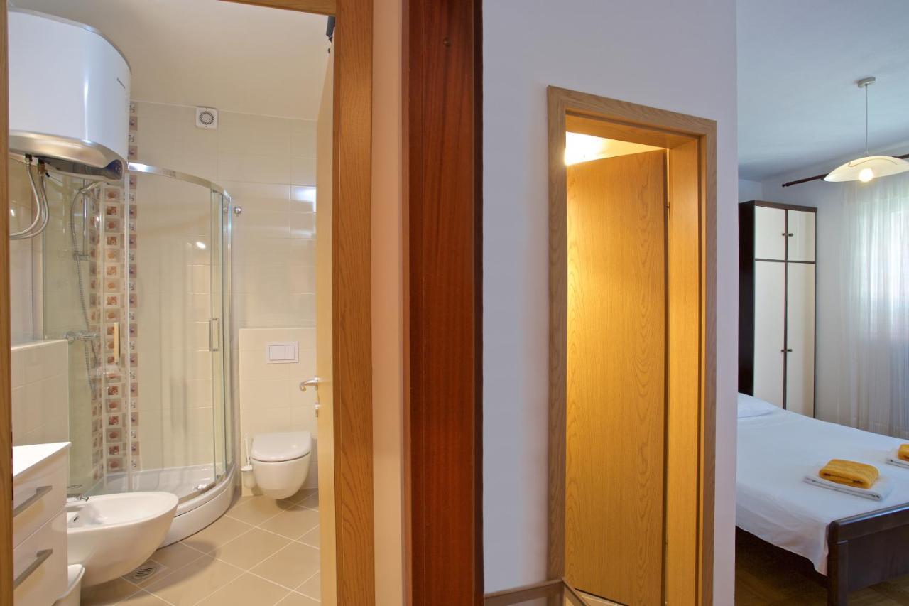Apartments Vinka Jelsa  Εξωτερικό φωτογραφία